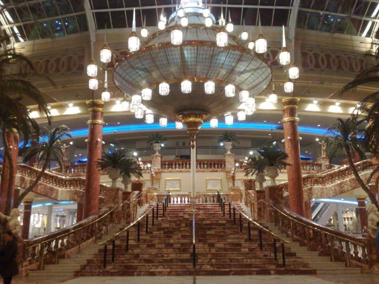 Marbling on marble staircase at Trafford Centre Great Hall